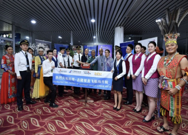 马来西亚为中国航空公司铺红地毯