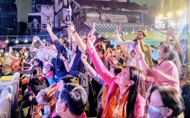 Diwali drives India travel searches