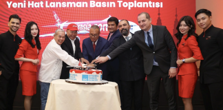 AirAsia X flies to Istanbul