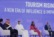 Qatar Airways flies Doha-Hail route