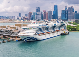 Diamond Princess homeports in Singapore