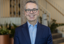 Tourism Australia hires Robin Mack as MD