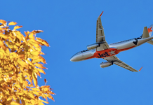 Qantas to divest stake in Jetstar Japan