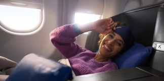 Bid for an upgrade on Discover Airlines