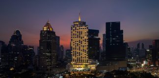 Handl heads the Dusit trio team