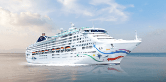 Golden Destinations charters Star Voyager