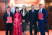 Vietjet signs up for Starlink Wi-Fi